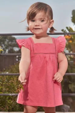 Vestido con volantes rosa