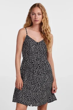 Vestido corto tirantes