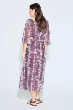 Vestido estampado cut outs