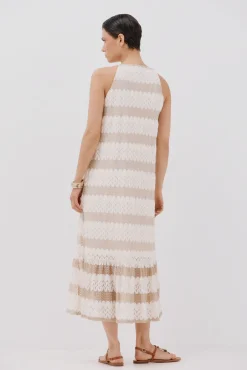 Vestido halter estructura