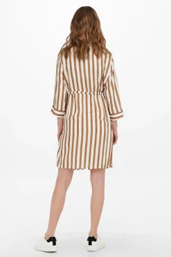 Vestido maternity camisero corto