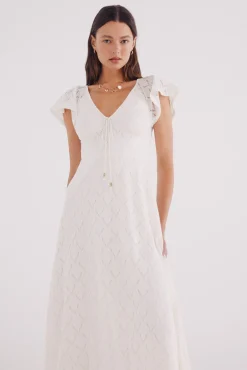 Vestido midi calados
