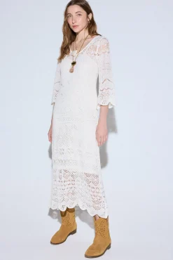 Vestido punto calado