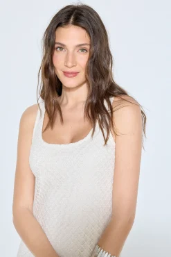Vestido punto cortado