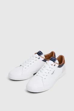 Zapatillas Clásicas Con Detalles En Ante