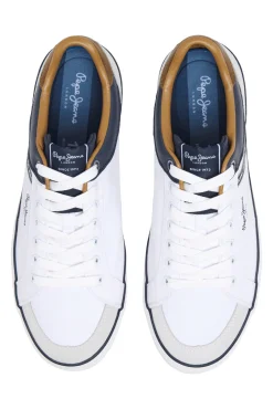 Zapatillas Con Detalles En Ante