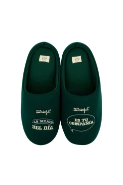 Zapatillas de casa mensaje