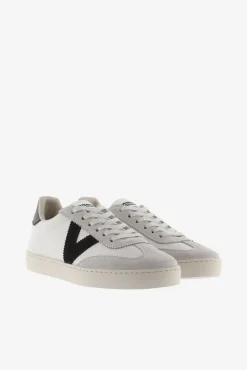 Zapatillas de efecto piel