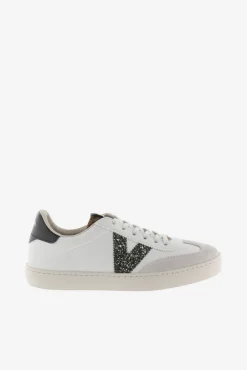 Zapatillas de efecto piel